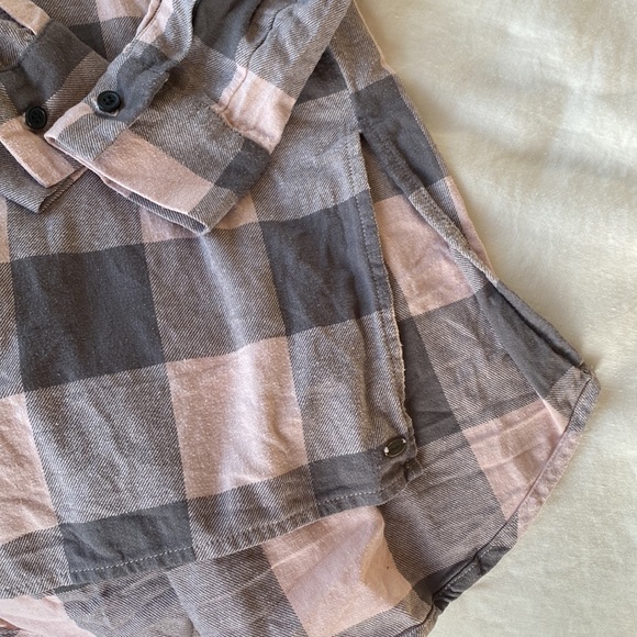 Very cute GUC O’Neil plaid tunic - Picture 6 of 6